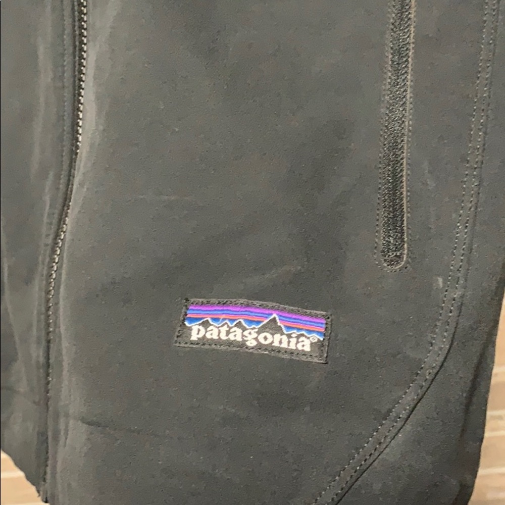 MENS Patagonia jacket in size small - Picture 5 of 7